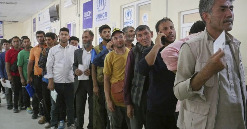Kaldırıcılara Afgan’a çalışma izni sağlayan koruma durumunu kullanır