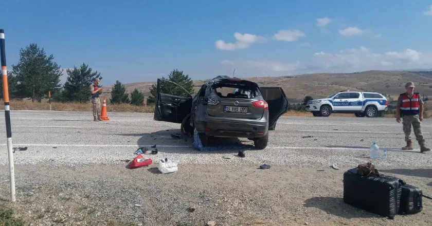SUV tipi araç Erzincan’a yuvarlandı: Ölü ve yaralı vardı! – Türkiye haberlerini kırmak