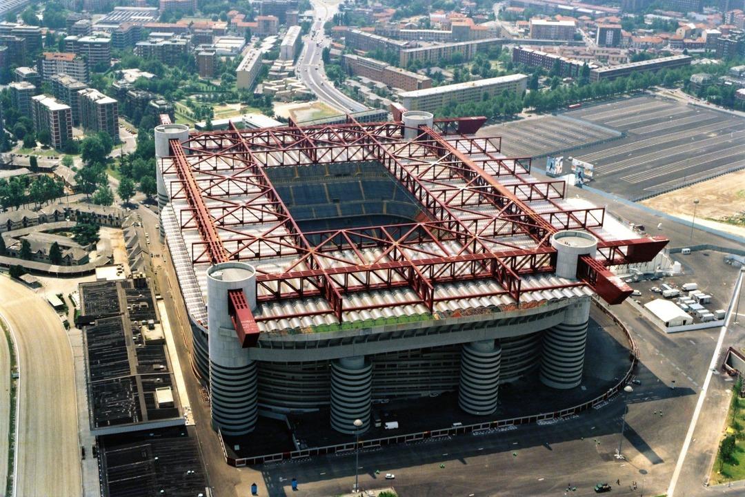 İtalyanların efsanevi stadyumu San Siro resmi olarak yok edildi! Tarihsel satışlar yapılır ... 2