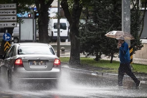 Meteorolojik alarmdan Ankara’ya: şiddetli yağış ve kapıya düşen sıcaklıklar!
