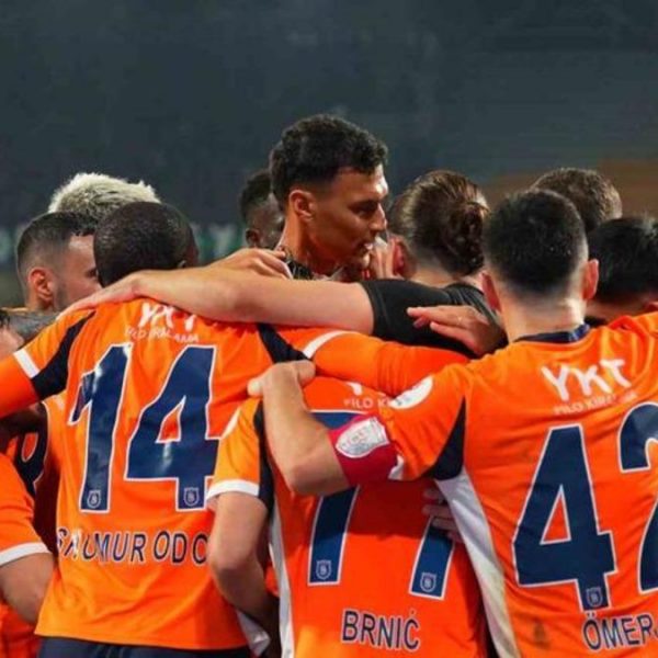 Başakşehir Kocaeli’yi son dakikada mağlup etti!