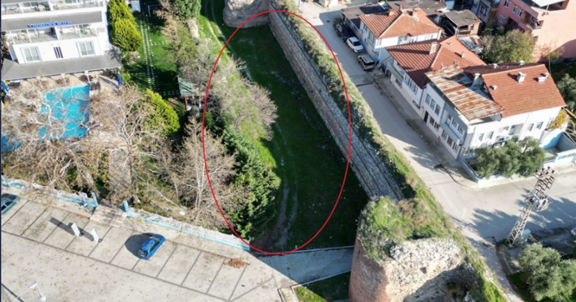 Papa’nın etkisiyle arazi 5,5 milyon dolara satışa sunuldu