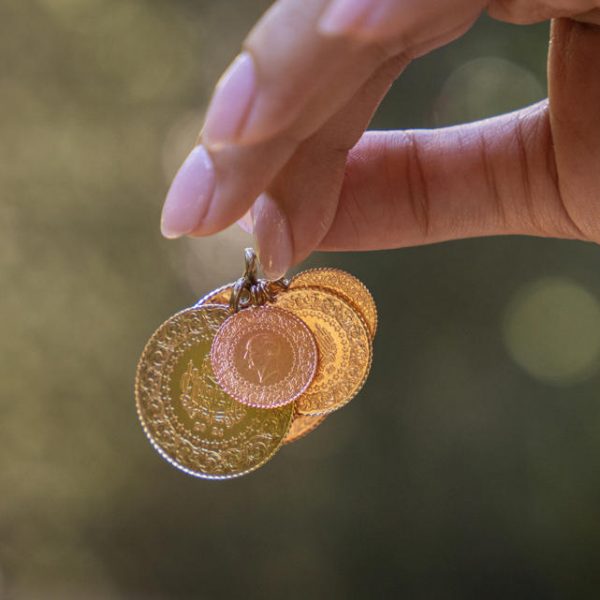 8 Aralık 2025’te Altın Fiyatları: Gram, Çeyrek, Ons ve Yarım Altın Ne Kadar?